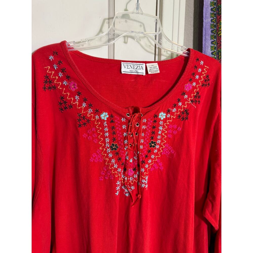 Venezia Vitale Red Embroidered Cotton Boho Lace Up Tunic Top - Plus Size 3X - Picture 2 of 10